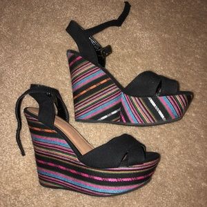 Multicolor Wedges